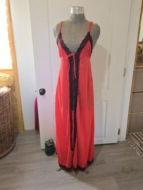 Vintage 80s Red Nylon Lace Trim Nightgown Cover, SIZE M